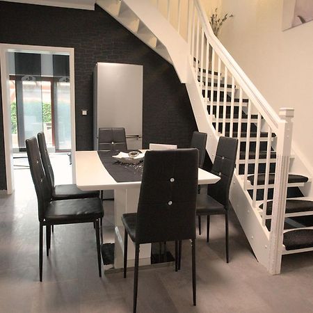 Zum Kaeutzchen 120Qm Ferienhaus 8 Personen 4 Schlafzimmer Nossentiner Huette Exterior photo