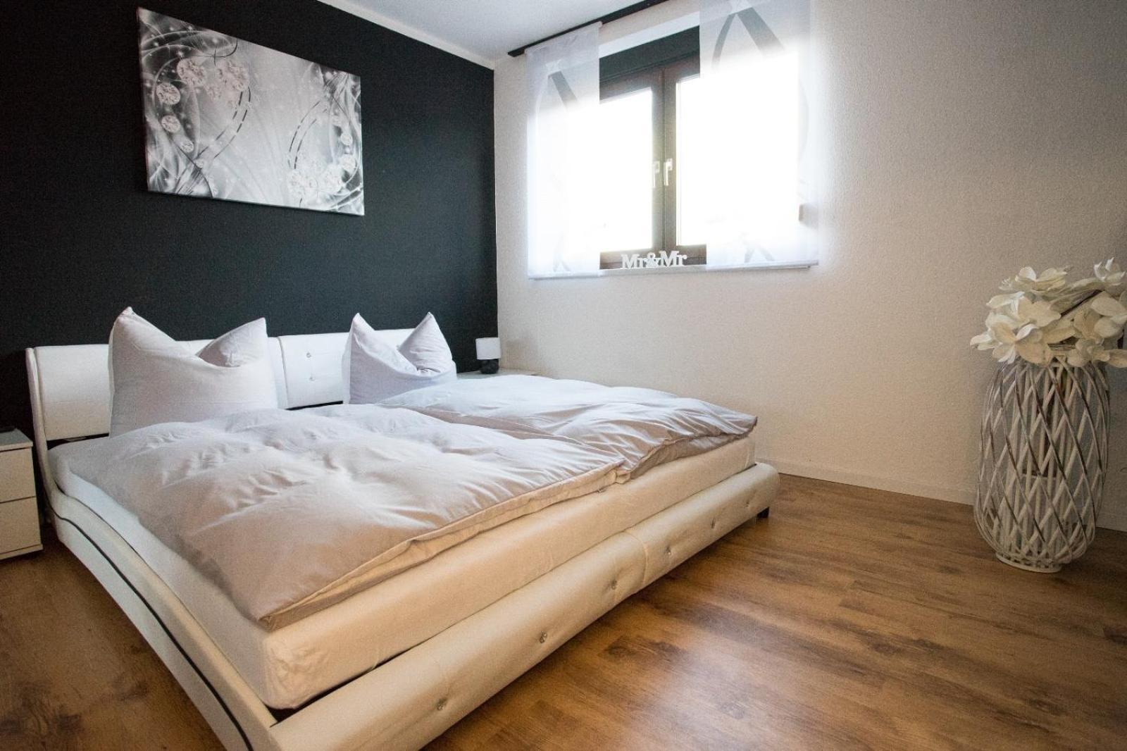 Zum Kaeutzchen 120Qm Ferienhaus 8 Personen 4 Schlafzimmer Nossentiner Huette Exterior photo