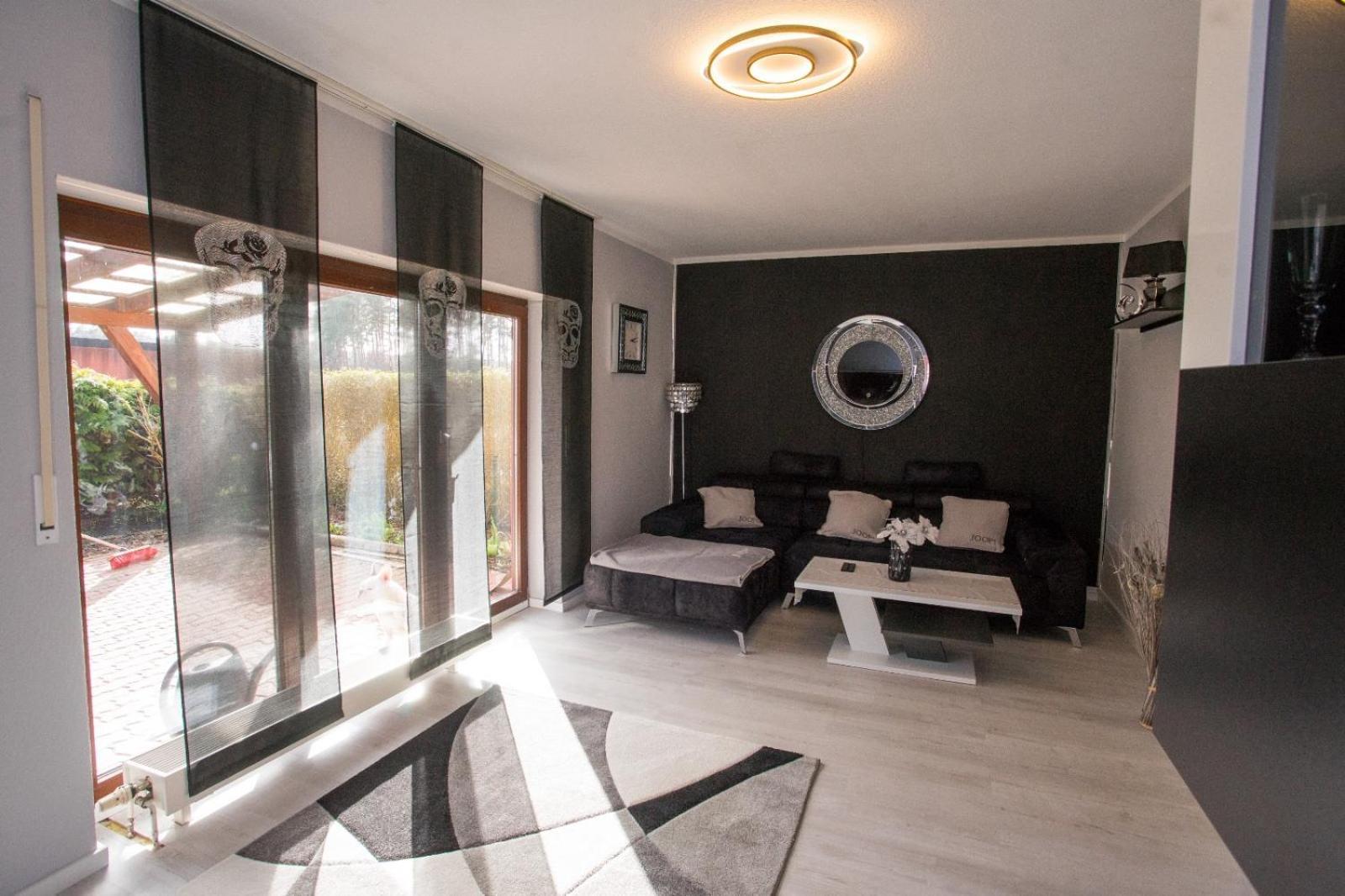 Zum Kaeutzchen 120Qm Ferienhaus 8 Personen 4 Schlafzimmer Nossentiner Huette Exterior photo
