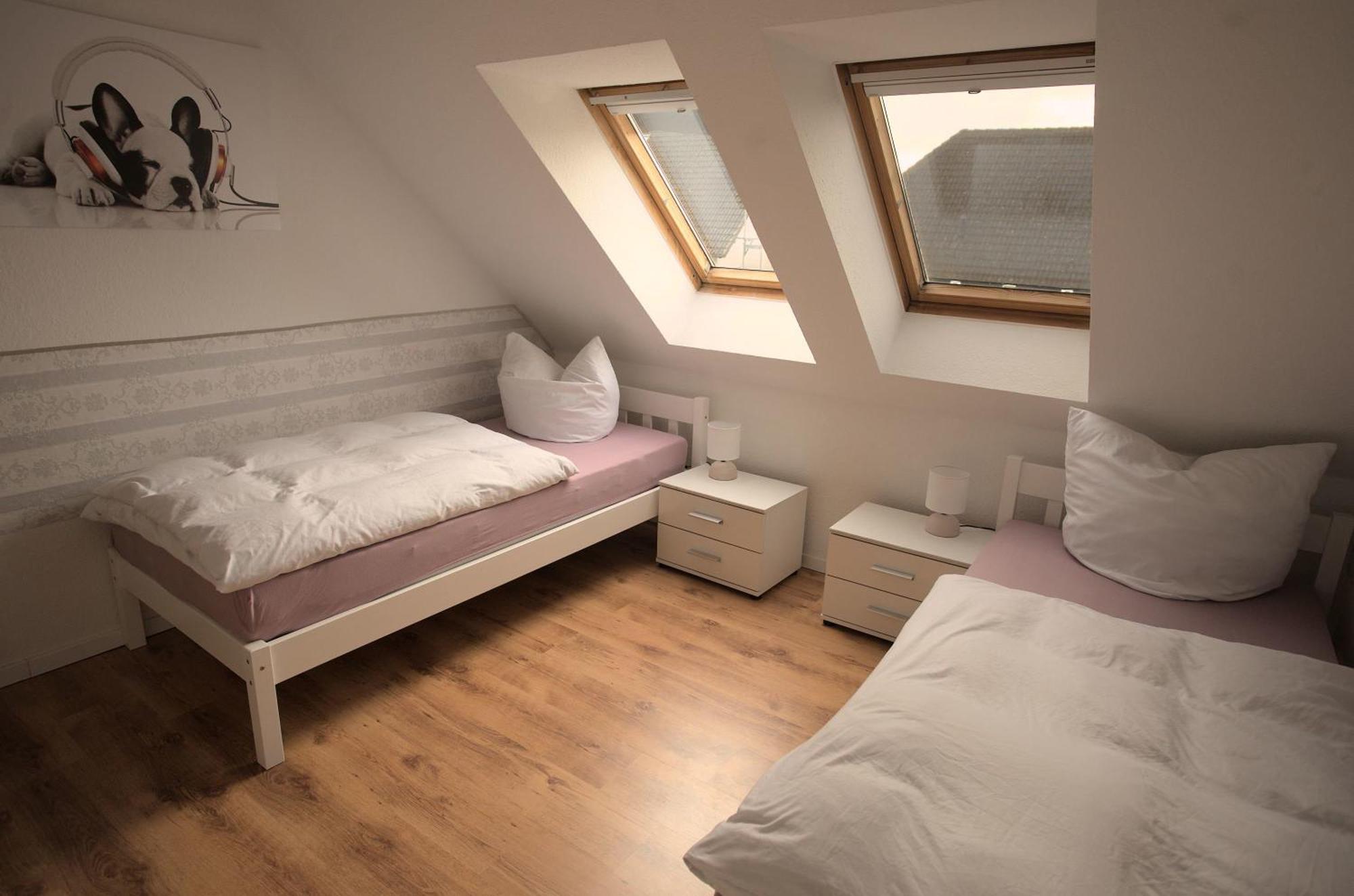 Zum Kaeutzchen 120Qm Ferienhaus 8 Personen 4 Schlafzimmer Nossentiner Huette Exterior photo